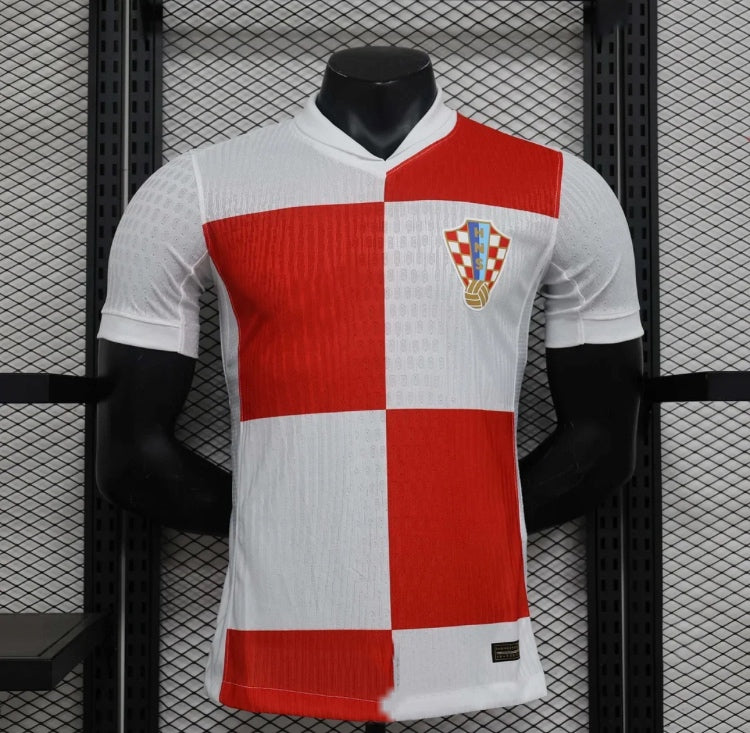 Croatia home 2024