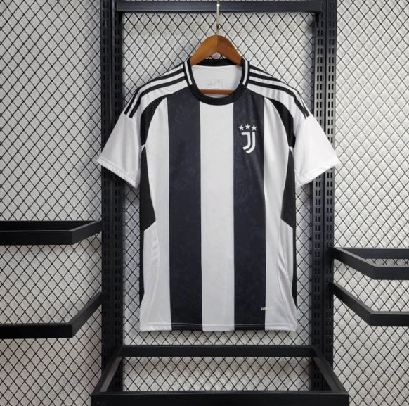 Juventus home 2024/25