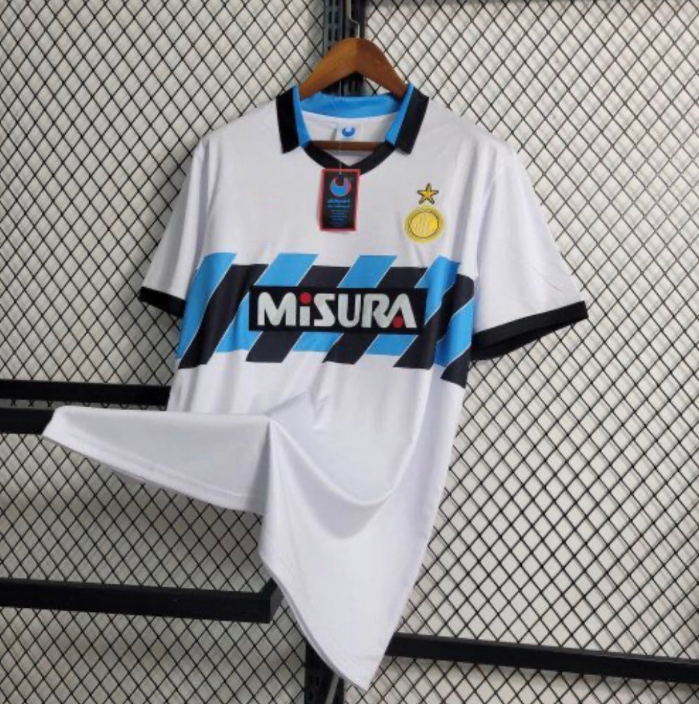 Inter away 1990-91