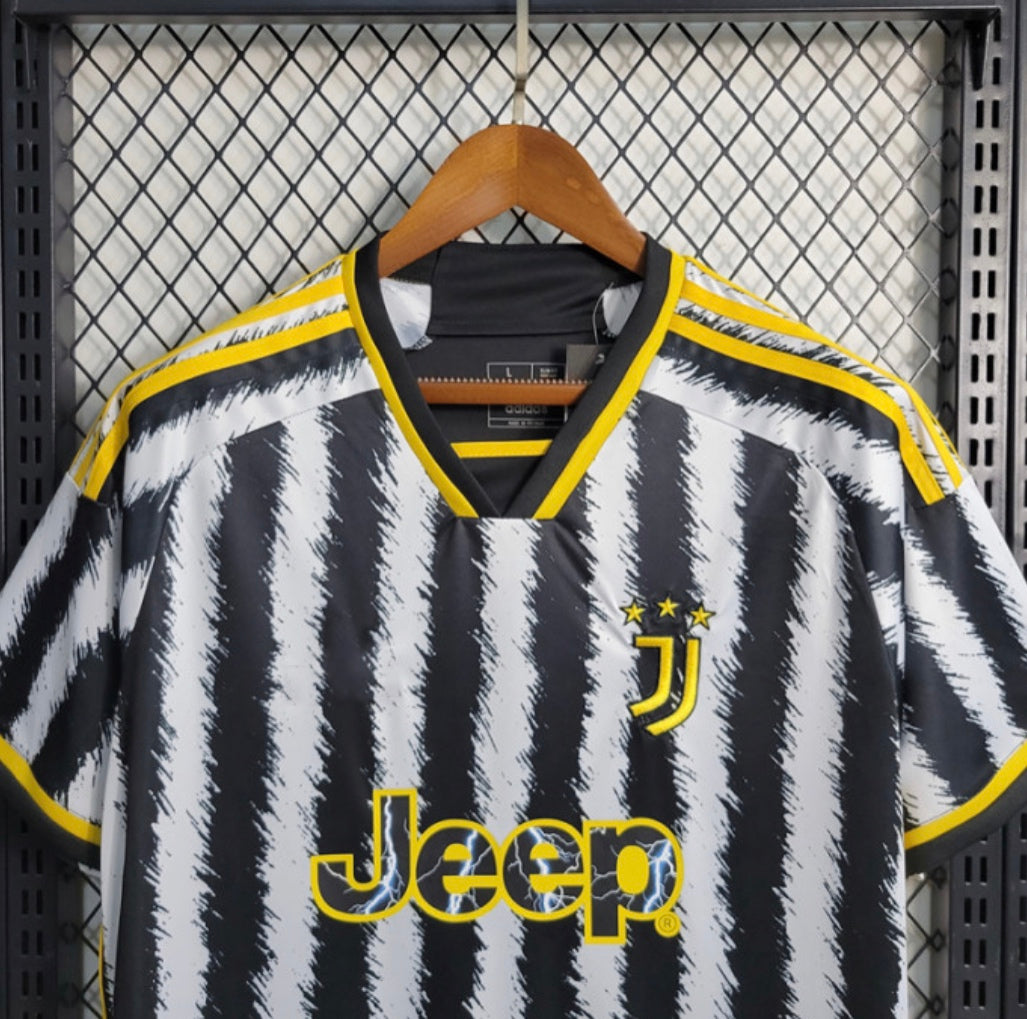 Juventus home 2023/24