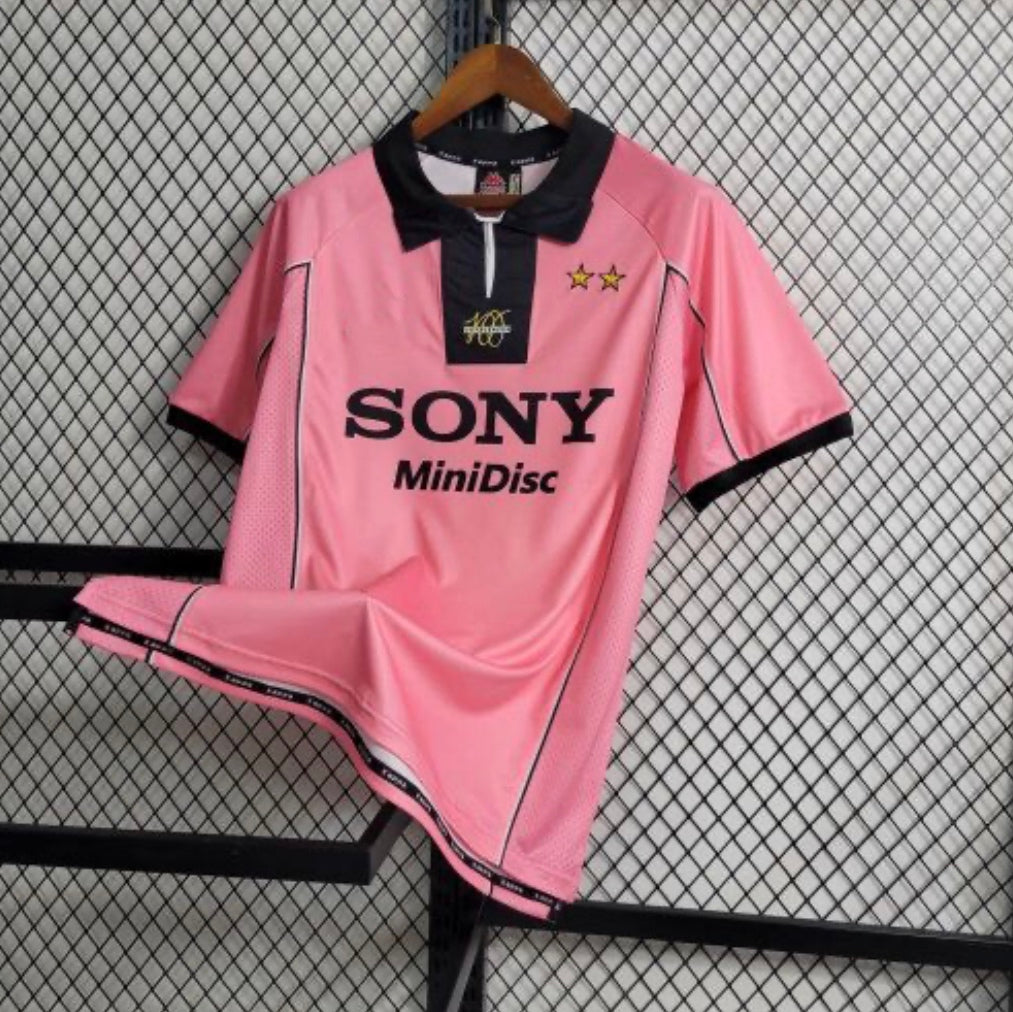 Juventus away 1997-98