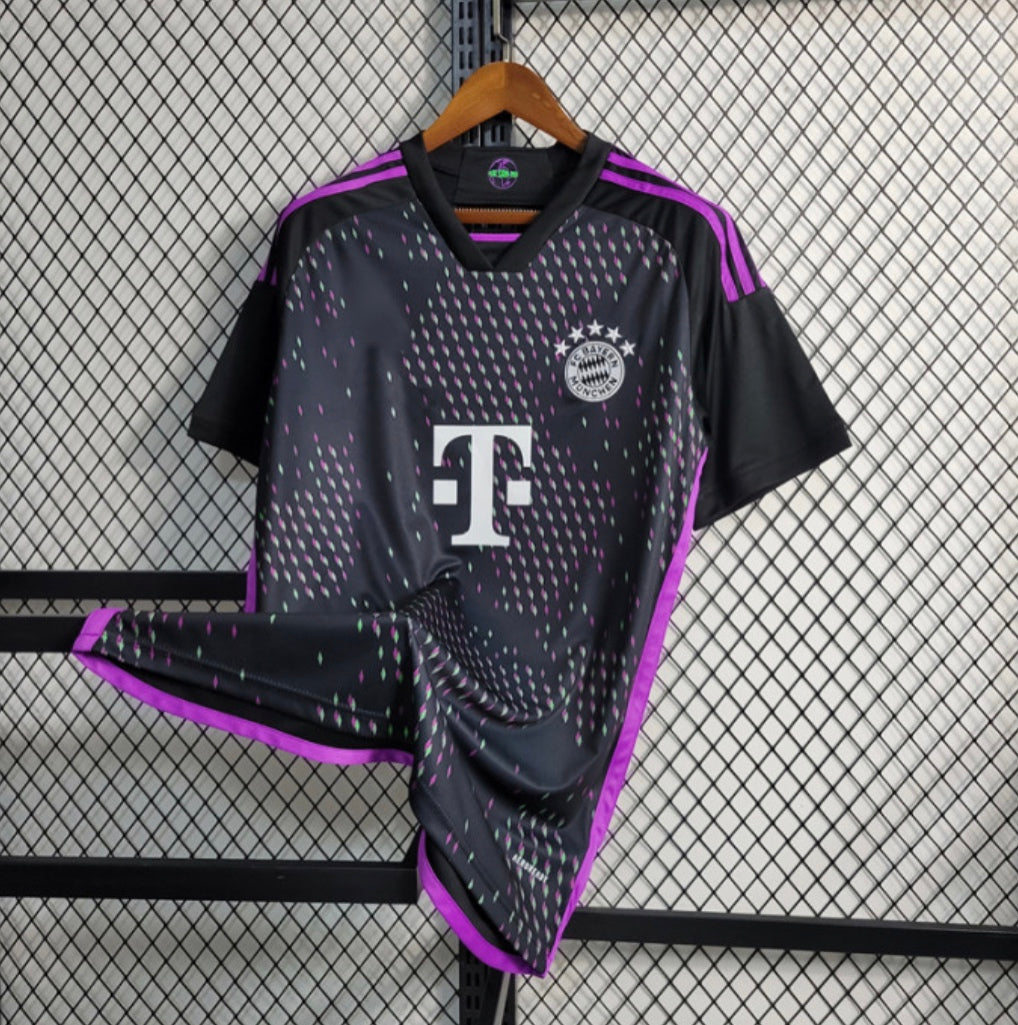 Bayern Munich away 2023/24