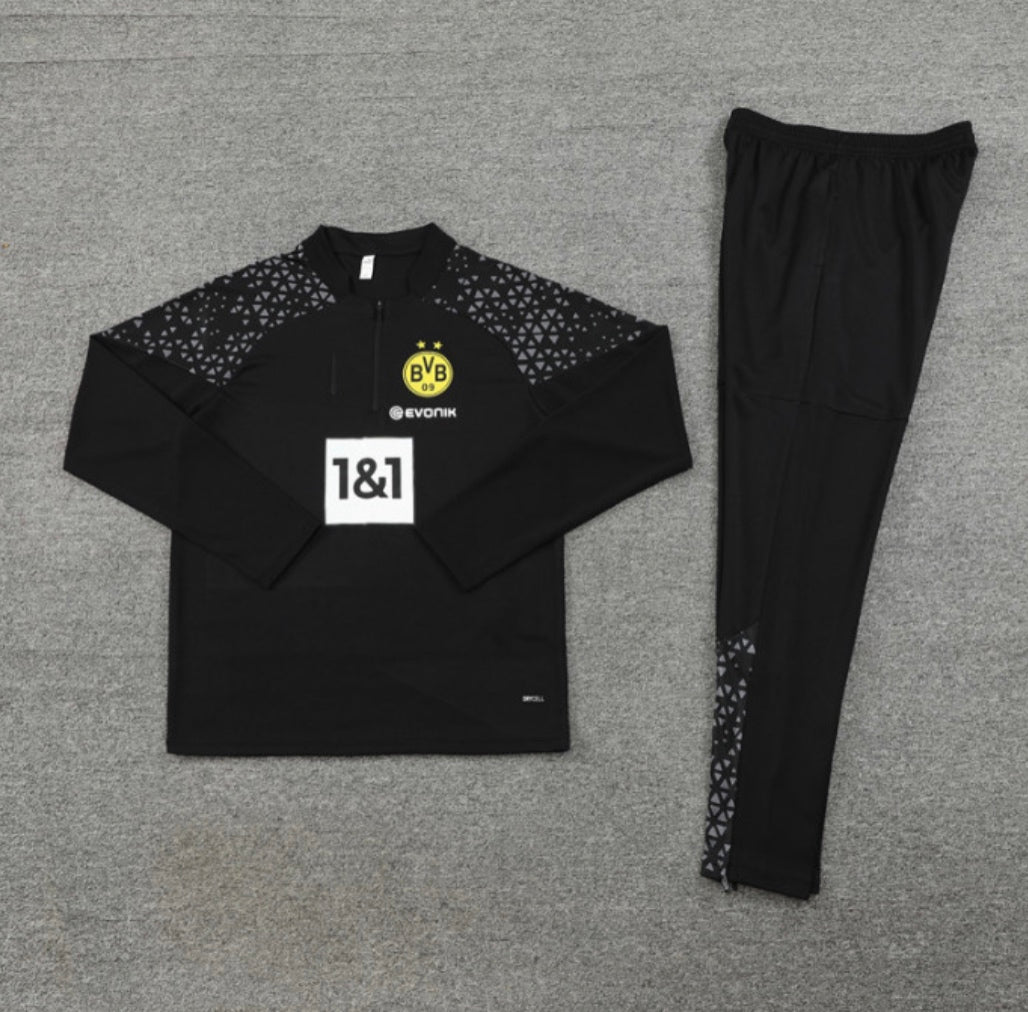 Borussia Dortmund training tracksuit 2023/24 black - football ...